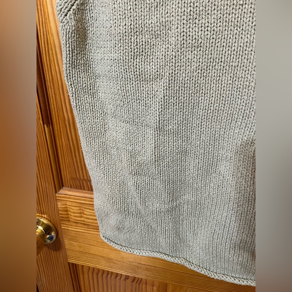 L.L.Bean Vintage Sleeveless Knit Top in Beige - Picture 7 of 8